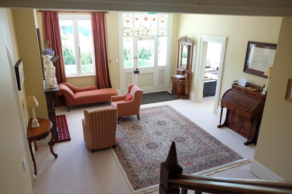 Oinako Bed & Breakfast Акароа Экстерьер фото